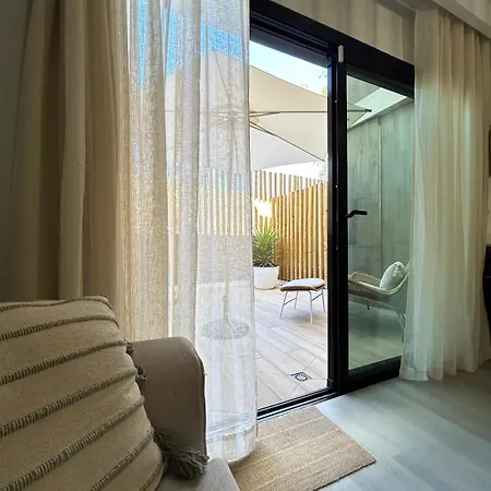 New And Cozy Next To The Apartman